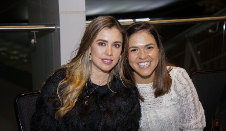  Fernanda Pérez y Juli Valle.