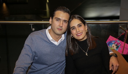  José Iga y Mariana Rodríguez.