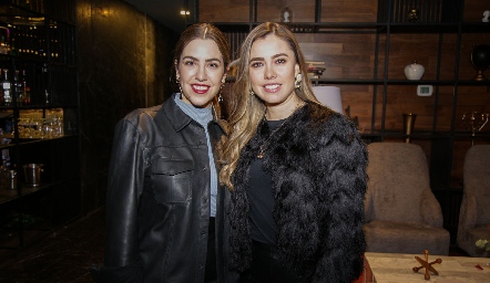  Paulina Robles y Fernanda Pérez.
