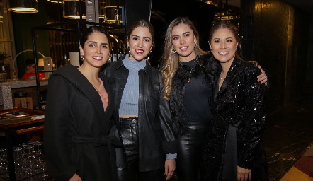  Daniela González, Pau Robles, Fernanda Pérez y Alejandra Puente.