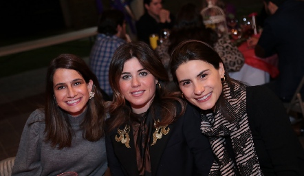  Mónica Medlich, Mariela Motilla y Tere Cadena.
