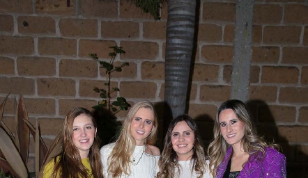  Paulina Martínez, Ingrid Velasco, Marisol Cabrera y Anna Ortuño.