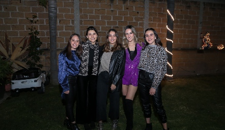  Ale Ascanio, Tere Cadena, Sofia Leiva, Anna Ortuño y Claudette Villasana.