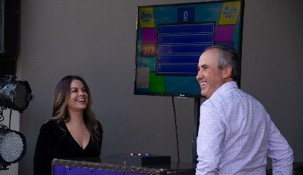  Daniela Serment y Alejandro Navarro.