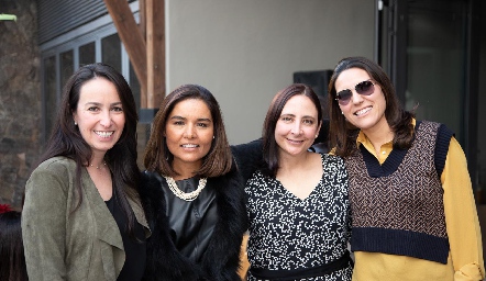  Ximena Burberg, Lorena Torres, Mariana Calvillo e Isabel Elizondo.
