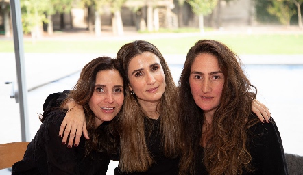  Ana Luis Díaz de León, Lourdes Orozco y Lorena Ortiz.