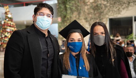 Toma de protesta y ti?tulos de alumnos graduados 2017-2021 EBC.