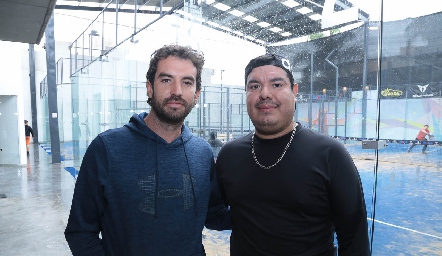  Ricardo Torres y Antonio Medina.