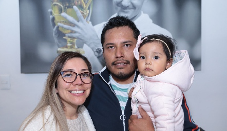  Ilse Fili, Jair Pérez y Melisa Pérez.