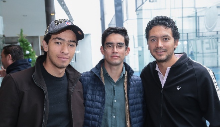  Alejandro Siller, Santiago Aragón y Andrés Siller.