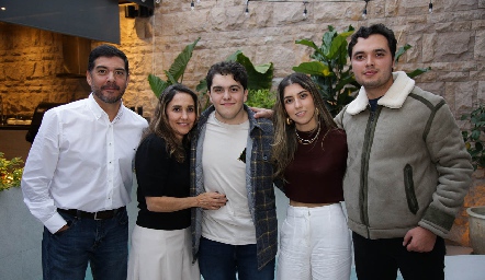  Familia Dávila Chalita.
