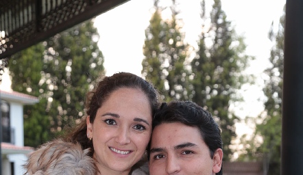  Alejandra Rangel y Rodrigo de la Rosa .