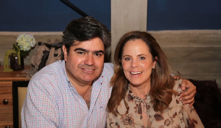  Paco Leos y Paty Fernández.