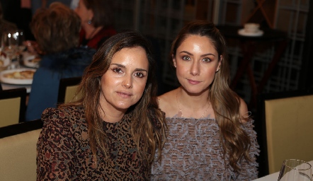  Paty Estrada y Paty Córdova.