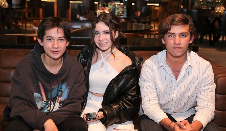  Ricardo Mendizábal, María Andrea Mendizábal y Daniel Carreras.