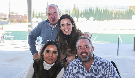  Alejandro Martínez y Vero Franco.