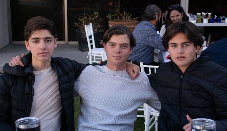 Santiago Morales, Juan Carlos Hernández y Javier Fernández.