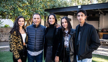  Familia Delsol Estrada.