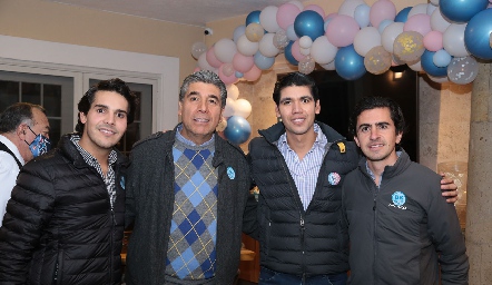  Mau Tobías, Rafael Tobías, Rafael Tobías y Guillermo Gómez.