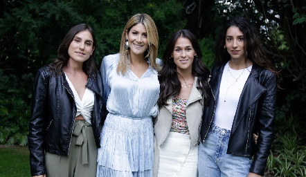 https://quetalvirtual.com/137440/cumpleanos-de-martha-de-la-rosa 