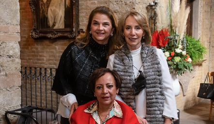  Luz María Márquez, Laura Lavín y Edith Rivera.