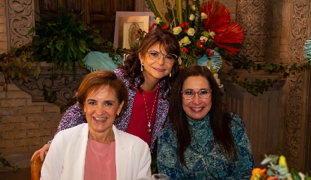  Irma López, Marce Hernández y Vero Pérez.
