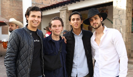  Carlos Andrade, Bosco Gómez, Marco Guerrero y Luis Diego Reverte.