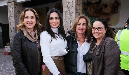  Lizet Muñoz, Carla Cabrera, Julieta Ortuño y Miriam Flores.