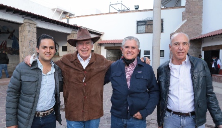  Mariano Sescosse, Manuel González, Mauricio Sescosse y José Manuel Díaz Infante.