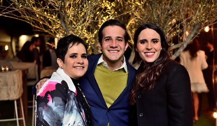  Tita García, Pablo Lavín y Luciana Rodríguez.
