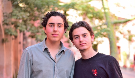  Pablo Morales y Pato Sarquis.