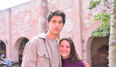  Esteban Artolózaga y Regina de Anda.