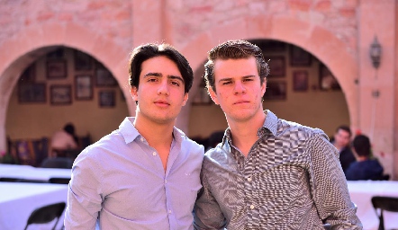  Juan Carlos de la Rosa y Rodrigo Álvarez.