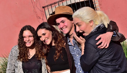  Cumple 18 de Joaquina Morales y Camila Meade.