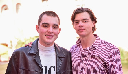  Diego Castillo y Juan Carlos Hernández.