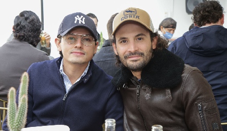 Jeshua Escobar y Efraín Barrera.
