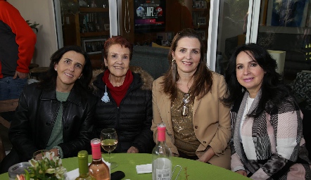  Montse Gómez, Gela Valle, Gabriela Gómez y Lourdes Díaz.