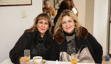  Lila González y Luz Elena Solana.