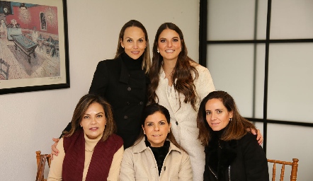  Familia González, Yuya, Gaby, Kikis, Maritere e Ifi.