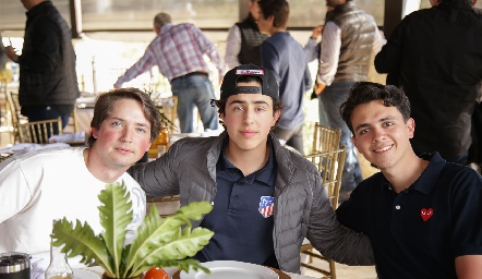  Manuel Toledo, Pablo Morales y Santi Pérez.