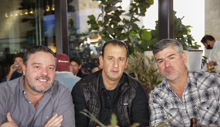  Héctor Morales, Rodolfo Oliva y Oscar Zermeño.
