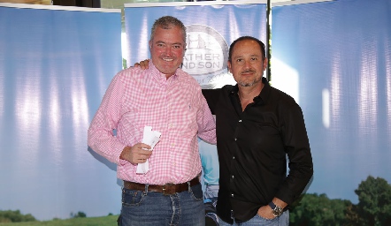  Juan Hernández y Manuel Toledo.
