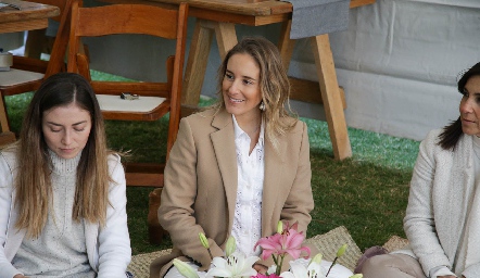 Elizabeth Treviño, Pau Poumian y Elisa Martínez.