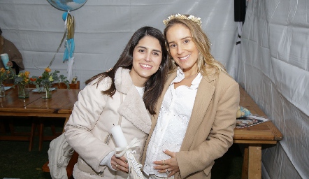  Daniela Gonzalez y Pau Poumian.