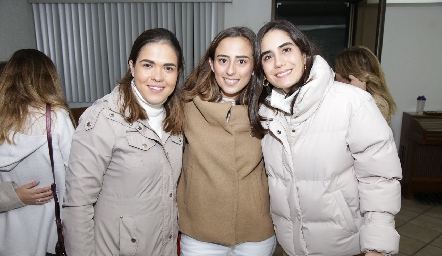  Yuli Valle, Sofia Prieto y Mariana Rodriguez.