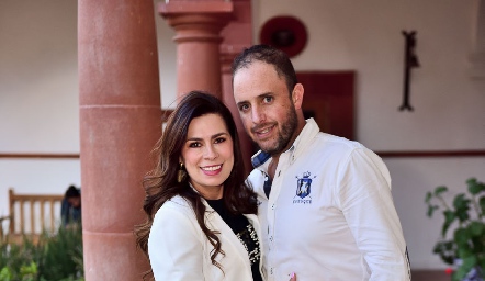  Mónica Cabrero y Ricky Villalba.