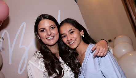  Gabriela González y Ali Villanueva.