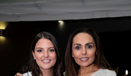  Gabriela González y Marianela Villanueva.