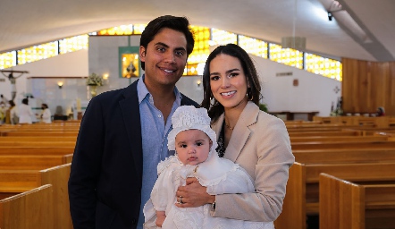  Mario Martell y Sandra Villalobos con su hija Javiera.