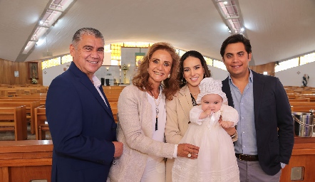  Mario Martell, Beatriz Rangel, Javiera Martell, Sandra Villalobos y Mario Martell.